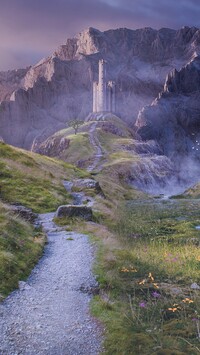 Droga do zamku w górach