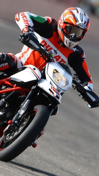 Ducati Hypermotard 1100 Evo