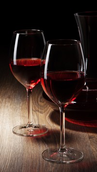 Dwa kieliszki wina