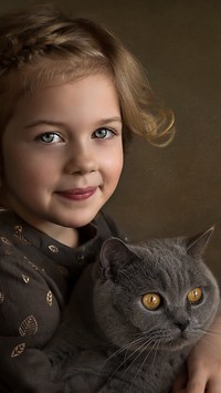 Dziewczynka z kotem