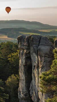 Formacje skalne Hruboskalsko w Czeskim Raju