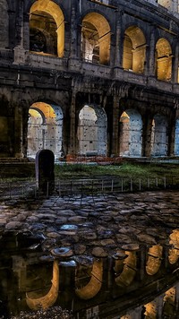 Fragment rzymskiego Koloseum