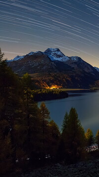 Góra Piz da la Margna nad jeziorem Silsersee