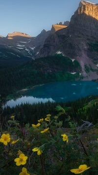 Górskie jezioro Grinnell Lake