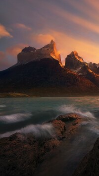 Góry Cordillera del Paine w Chile