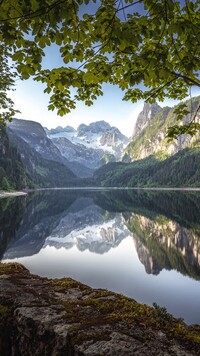 Góry Dachstein i jezioro Gosausee w Austrii