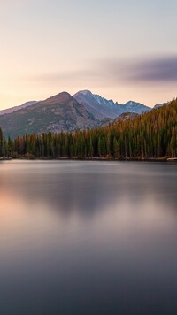 Góry Skaliste i jezioro Bear Lake