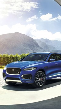 Jaguar F-Pace na drodze