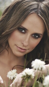 Jennifer Love Hewitt