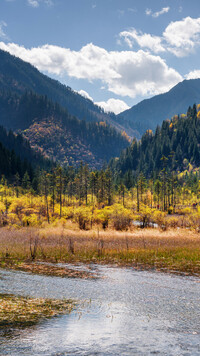 Jesień w Parku Narodowym Jiuzhaigou