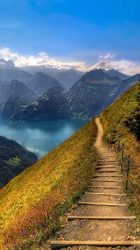 Jezioro Czterech Kantonów w Szwajcarii