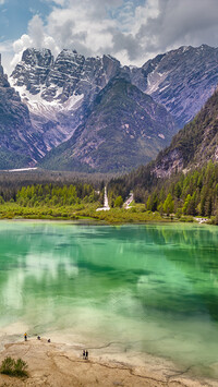 Jezioro Durrensee we włoskich Dolomitach
