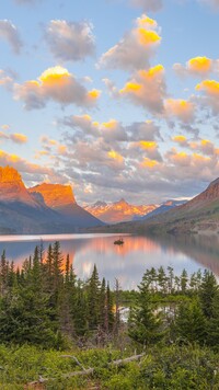 Jezioro Saint Mary Lake w Montanie