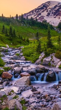 Kamienisty potok w górach