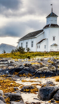 Kościół Gimsoy Kirke w Norwegii