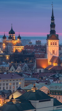 Kościół i cerkiew w Tallinnie