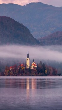 Kościół Zwiastowania Marii Panny na wyspie Blejski Otok