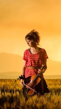 Lindsey Stirling ze skrzypcami