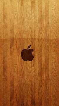 Logo Apple z drewnianym motywem