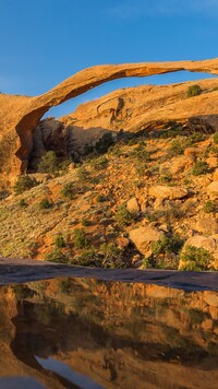 Łuk skalny Landscape Arch w Parku Narodowym Arches