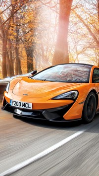 McLaren 570S na drodze