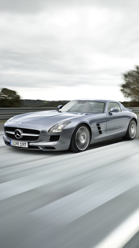 Mercedes Benz SLS