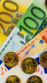 Monety na banknotach euro