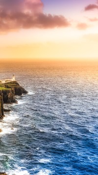 Morze Szkockie o wschodzie słońca