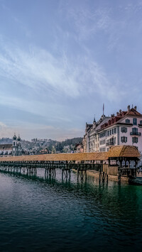 Most Kapellbrucke nad rzeką Reuss