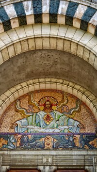 Mozaika nad wejściem do kaplicy św Bazylego w Houston