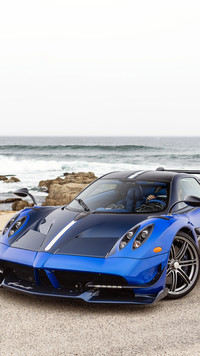 Niebieskie Pagani Huayra BC