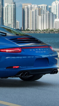 Niebieskie Porsche 911 Targa