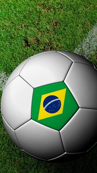 Piłka na murawie w Brazylii