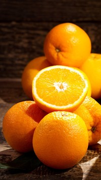Połowa pomarańczy na całych