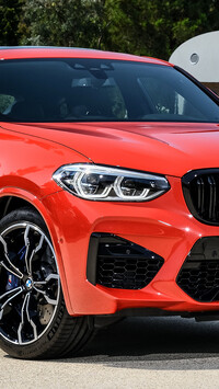 Przód BMW X4 M