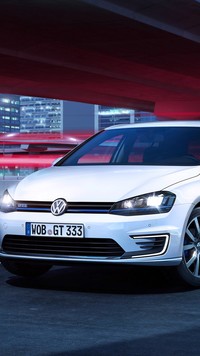 Przód Volkswagena Golfa