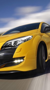 Renault Megane RS na torze wyścigowym