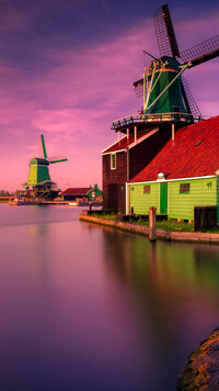 Skansenem wiatraków Zaanse Schans