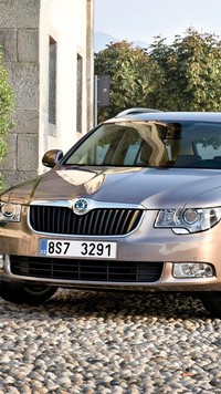 Skoda Superb Kombi