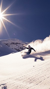 Snowbordzista na stoku