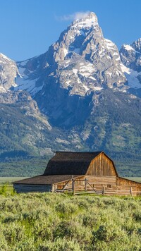Stodoła i góry Teton Range