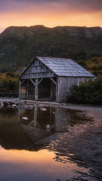 Szopa nad jeziorem Dove Lake