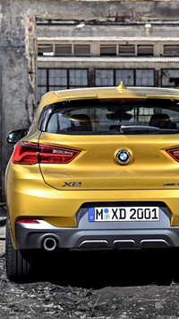 Tył BMW X2