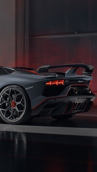 Tył Lamborghini Aventador SVJ 63 Roadster