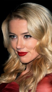 Uśmiech Amber Heard