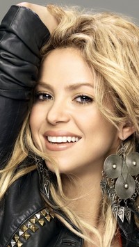 Uśmiechnięta Shakira