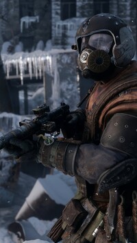 Uzbrojony żołnierz z gry Metro Exodus