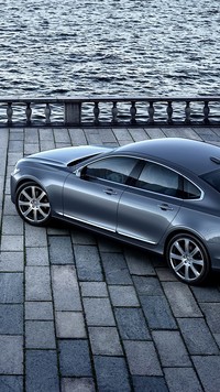 Volvo S 90