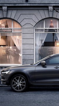 Volvo V90 Cross Country