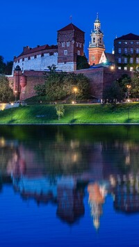 Wawel nocą